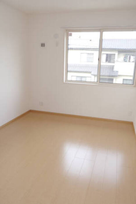 D-room千代田の洋室