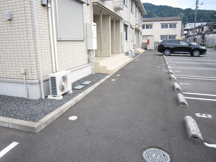 D-room千代田の駐車場