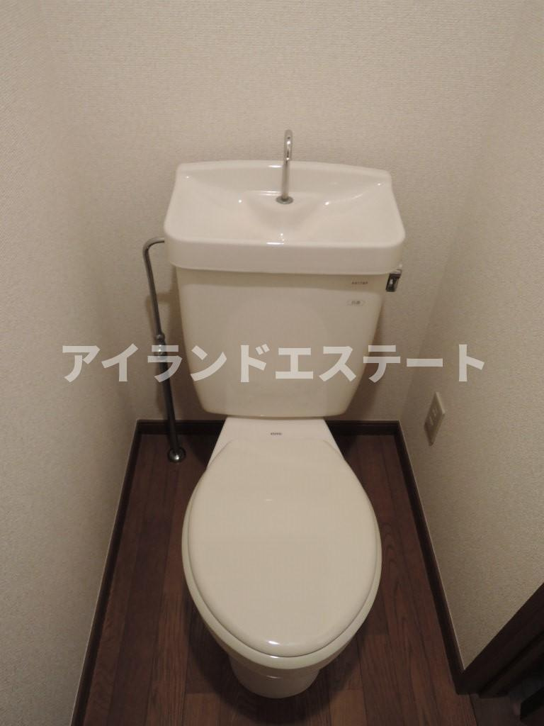 YMO弦巻　南向き　角部屋　オートロック　のトイレ