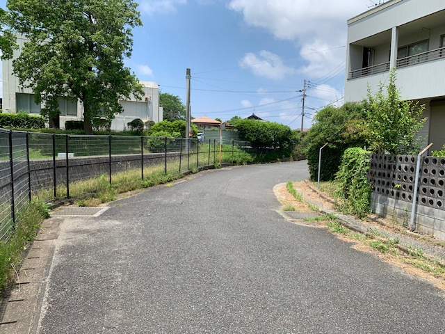 横代東町二丁目4番30号（B-6）の前面道路含む現地写真