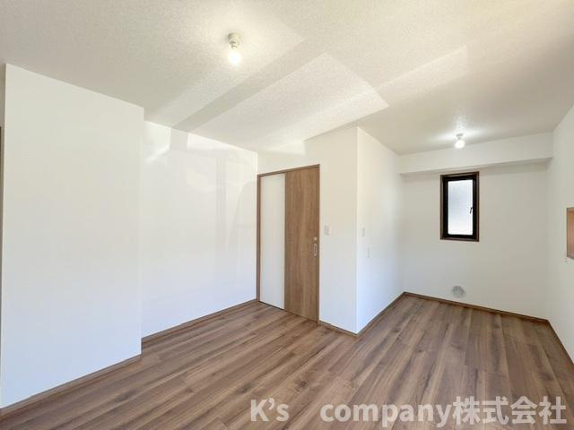 ◎茅ヶ崎市香川3丁目　中古戸建の洋室|洋室9.4帖◇