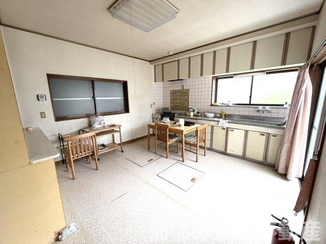 【中古平屋】玉村町下新田　３DK＋Sのキッチン|お料理しやすいキッチンです