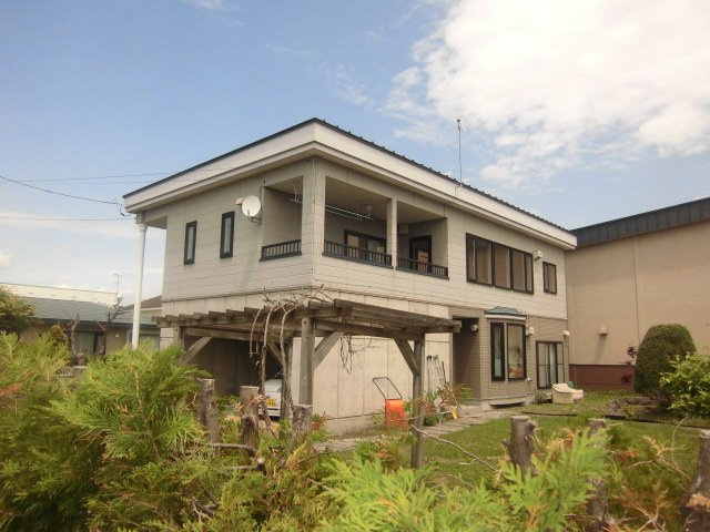 三本貸家（西5南37）