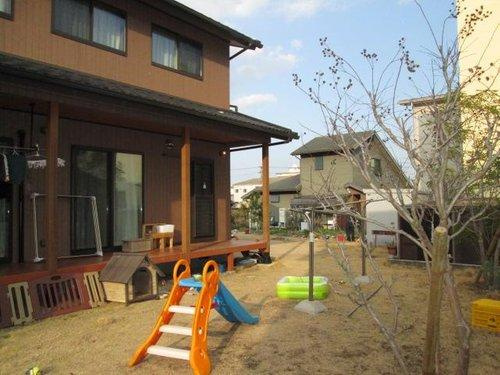 別府市朝見二丁目の庭