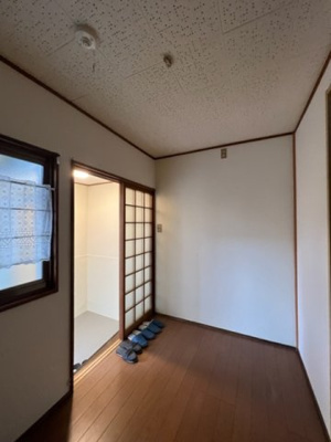 【玄関】 | 新森7丁目貸家