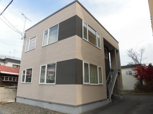 帯広市東四条南１８丁目の一戸建て