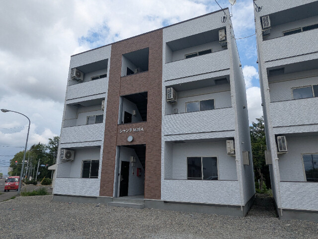 帯広市西十六条南２８丁目のアパート