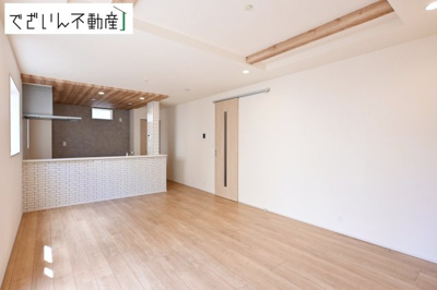 【居間・リビング】 | blooming garden久喜市本町2丁目 2期　新築住宅 | ≪3号棟≫
現地(2026年6月撮影)