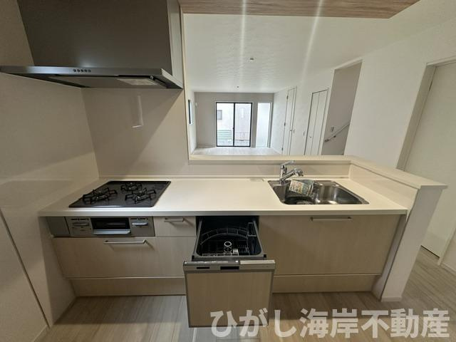 茅ヶ崎市柳島２丁目　新築戸建　全２棟のキッチン|食洗器付きシステムキッチン