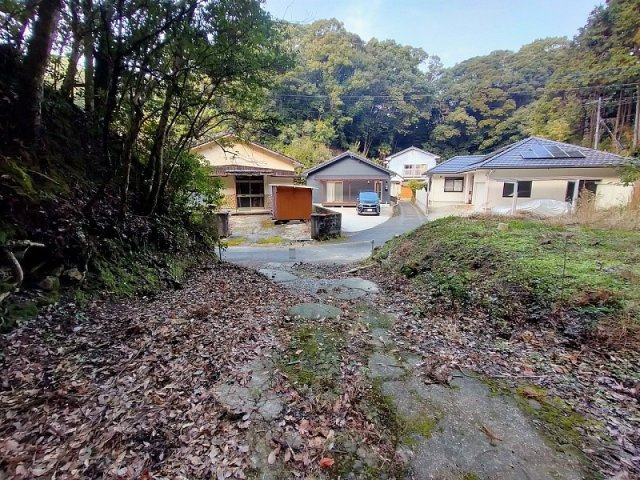 小佐々町黒石　土地の前面道路含む現地写真