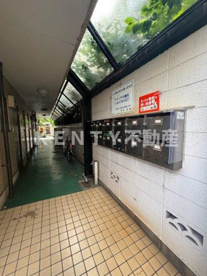 【ロビー】 | コーポ須山 | 清潔なロビーです