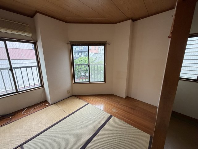 熱海市　栗原ビル3Fの和室