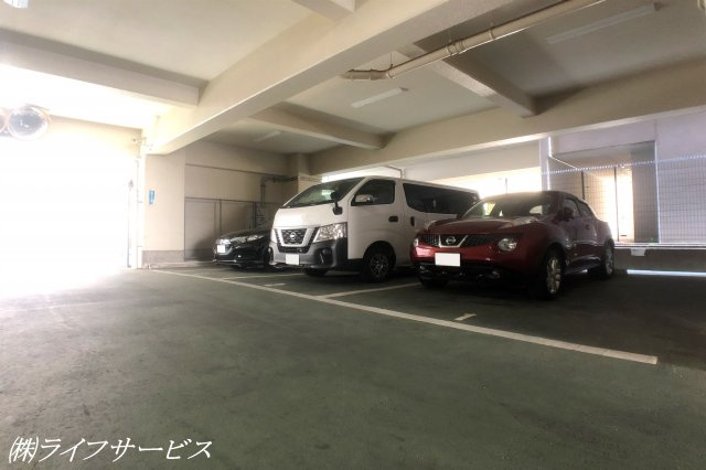 【駐車場】 | ネオハイツ第２新大阪 | 駐車場