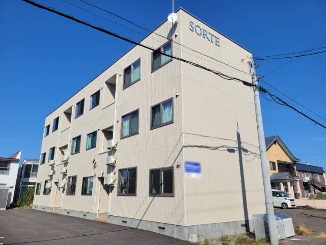帯広市白樺十六条東１５丁目のアパート