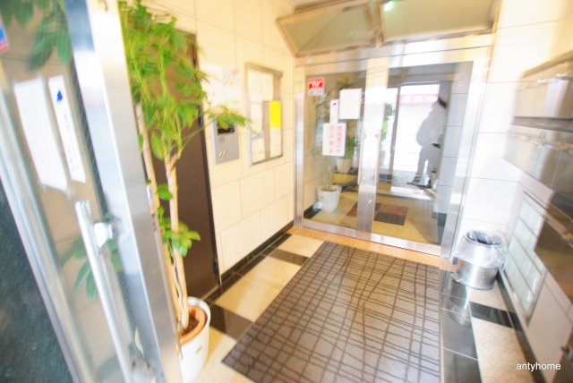 シェルマンド淡路　仲介手数料無料のロビー