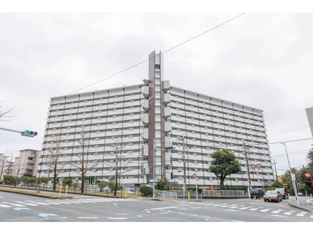 千里桃山台住宅　の外観