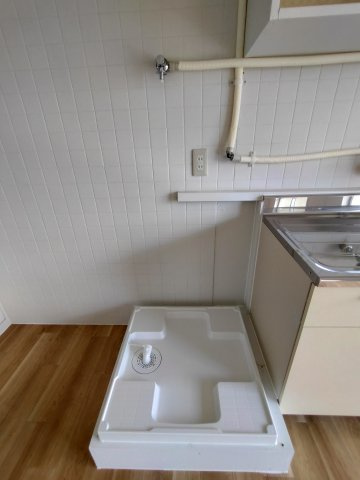 ドミールサニー下松第2の設備|室内洗濯機置場