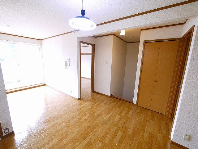 サンタローザの居間・リビング|ゆったりとした居間です