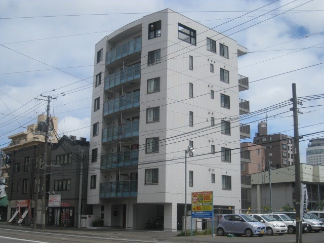 札幌市中央区南四条西１４丁目の賃貸マンション