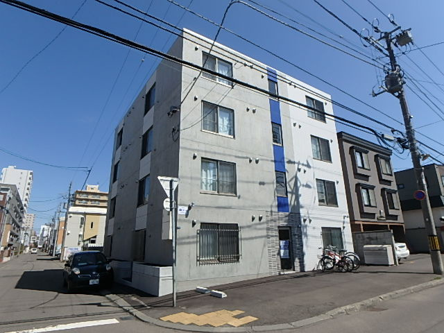 Sapporo House