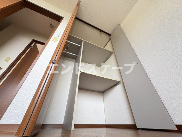 ウェル　コリーヌの収納|高崎、前橋のお部屋探しはエンドスケープまで！お客様の理想お聞かせ下さい♪