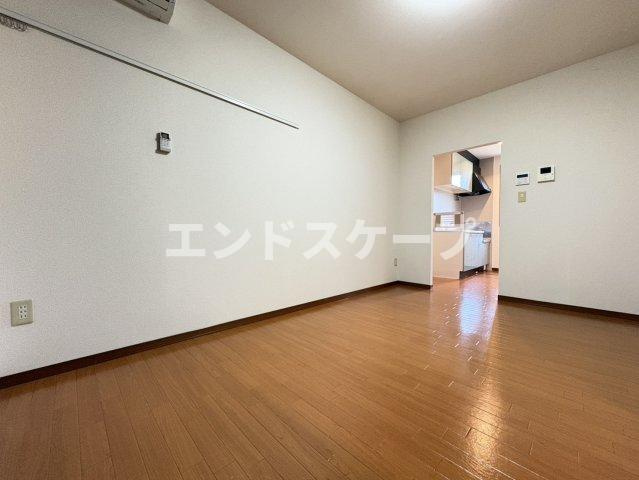 ウェル　コリーヌの居間・リビング|高崎、前橋のお部屋探しはエンドスケープまで！お客様の理想お聞かせ下さい♪
