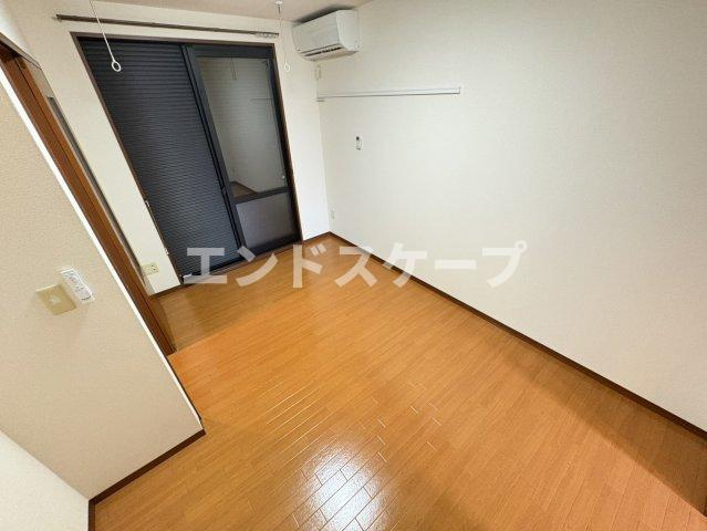 ウェル　コリーヌの居間・リビング|高崎、前橋のお部屋探しはエンドスケープまで！お客様の理想お聞かせ下さい♪