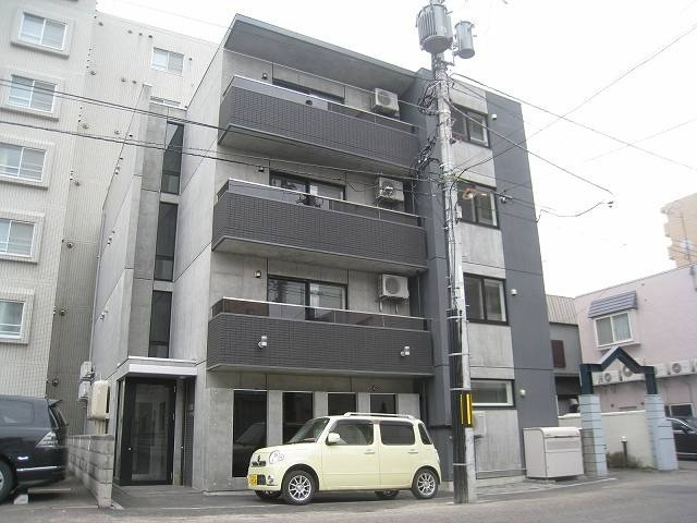 Ｌｕｘｅ　山鼻（リュクス山鼻）