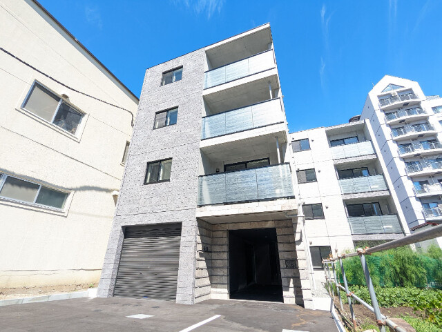 札幌市中央区南十一条西１８丁目の賃貸マンション