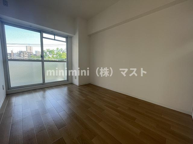 ロワーメゾン岸ノ里の洋室|別部屋参考写真