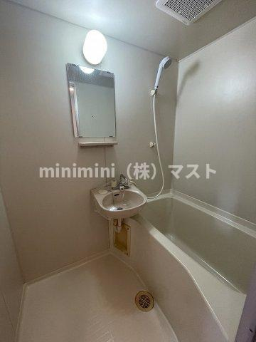 ロワーメゾン岸ノ里の浴室|別部屋参考写真