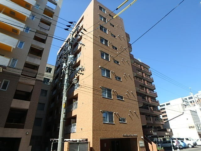 メゾンドヴィレ知事公館前