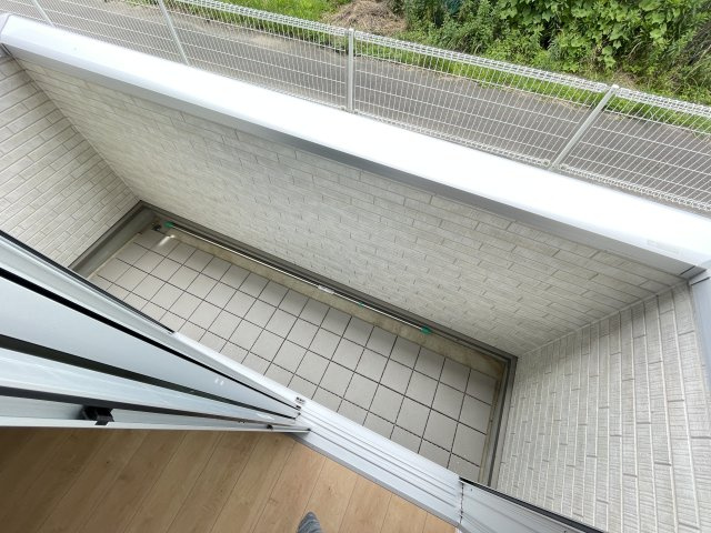【バルコニー】 | お洗濯にも便利なバルコニー付き