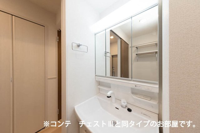 ヒカルサ東加古川の洗面所