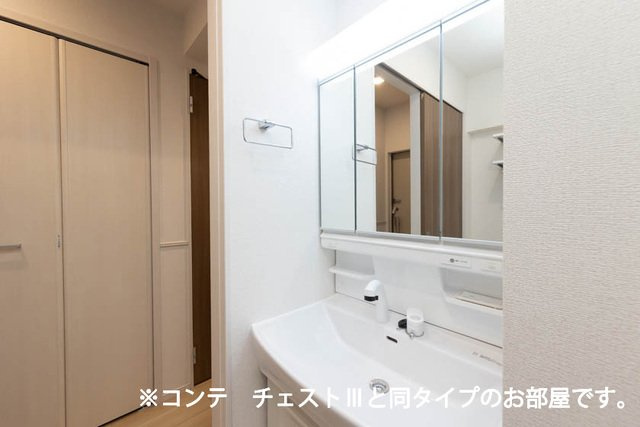 ヒカルサ東加古川の洗面所