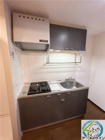 パラドール魚住Ⅱのキッチン|※類似部屋