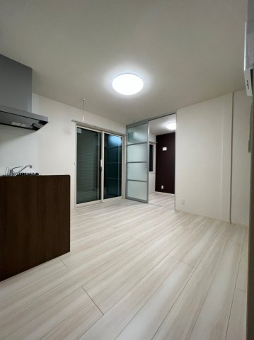 トルナーレ　名古屋市賃貸　仲介手数料無料の居間・リビング