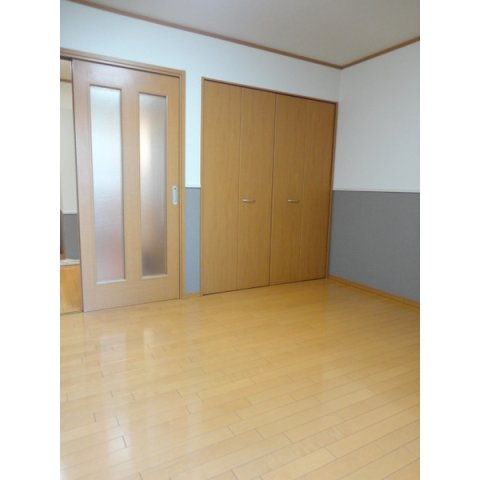 SKハイツの寝室