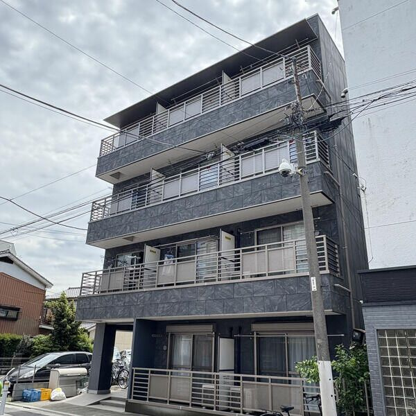ＪＣ　Ｓｔｒｅｅｔ　南町のエントランス
