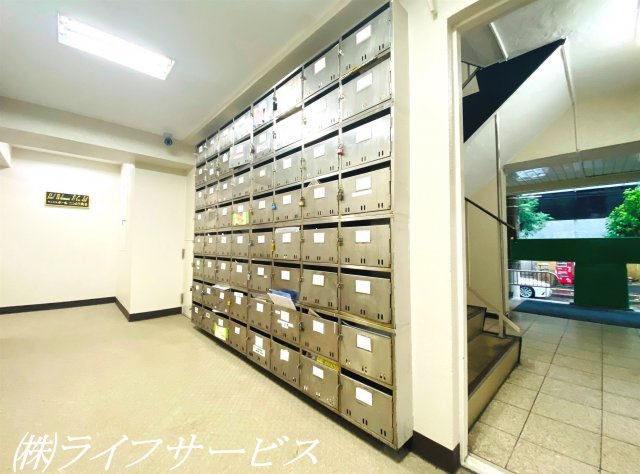 【設備】 | 大京ビルマンション新大阪 | メールボックス