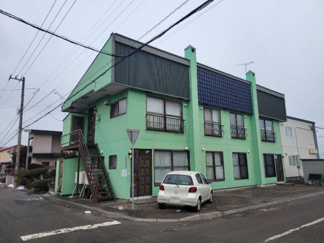 苫小牧市桜木町１丁目のアパート