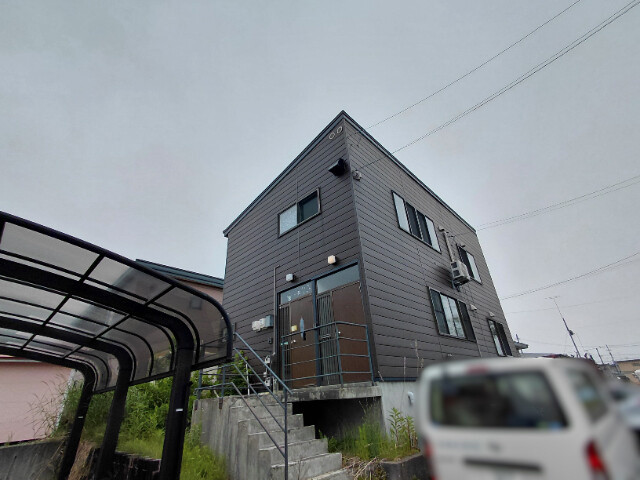 苫小牧市しらかば町６丁目のアパート