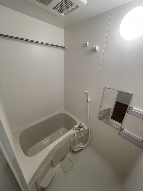 ブラモール池袋本町の浴室