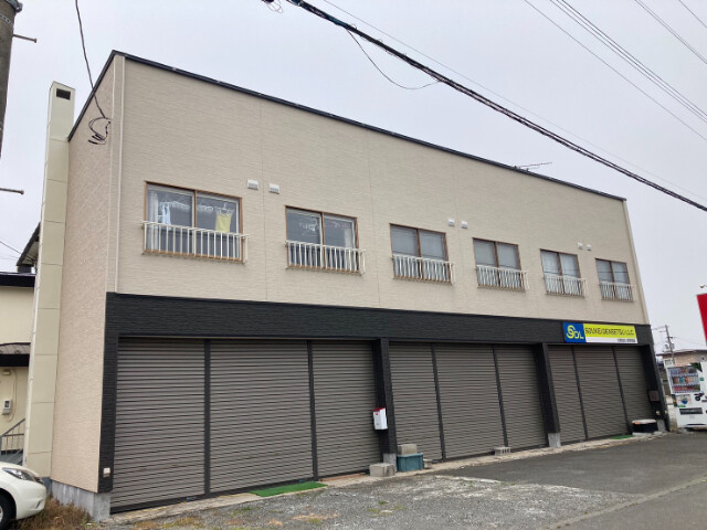苫小牧市日吉町４丁目のアパート
