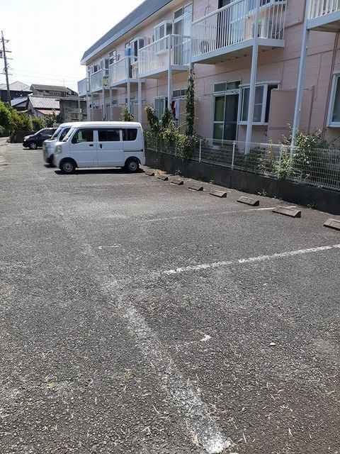 ライフピアの駐車場