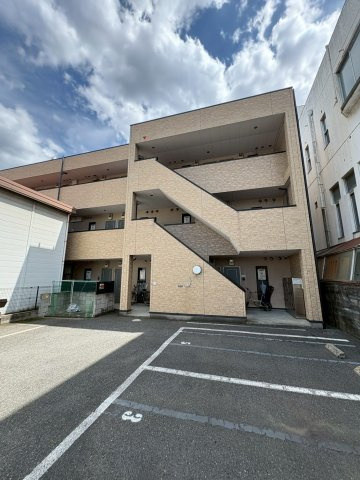 アンプルール フェール 寿の外観