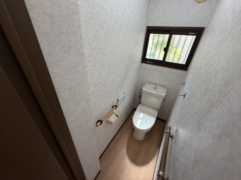 上池田3丁目戸建のトイレ