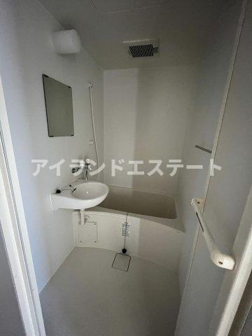 チェリーハイツ　ペット相談　2人入居可　最上階の浴室