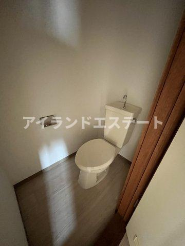 チェリーハイツ　ペット相談　2人入居可　最上階のトイレ