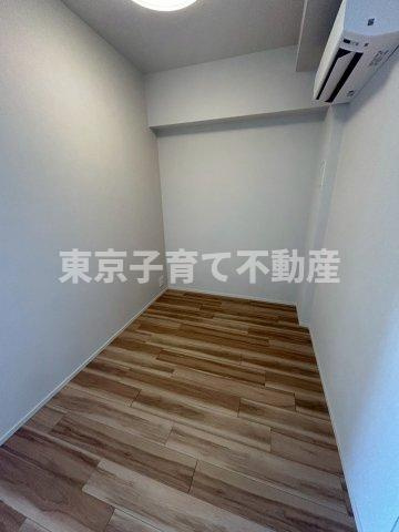 ジオエント駒込の洋室